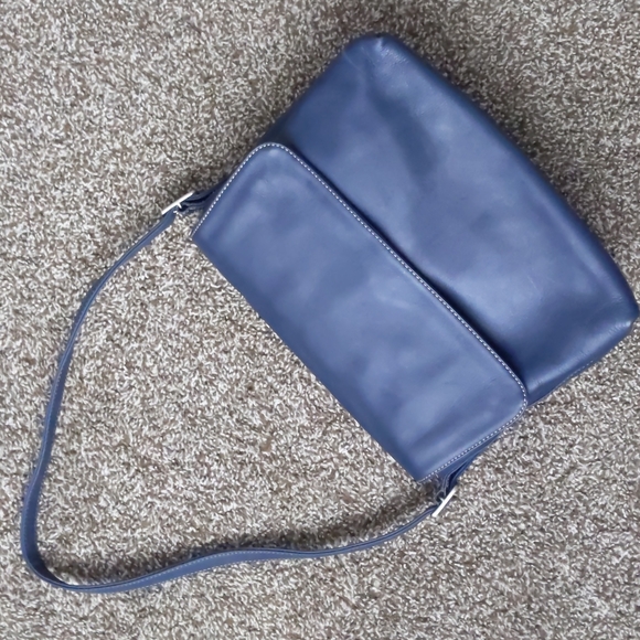 GORGEOUS Navy Blue 'Clean Girl' Contrast Stitch Shoulder Bag w/5 Compart… - Picture 1 of 10